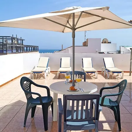Penthouse With Sea View Apartment