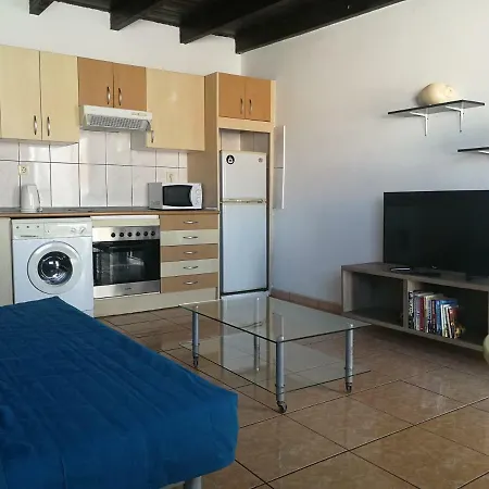 Penthouse With Sea View Apartment *